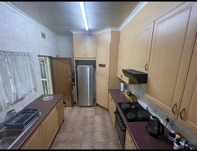 3 BEDROOM PROPERTY TO RENT IN BONAERO PARK